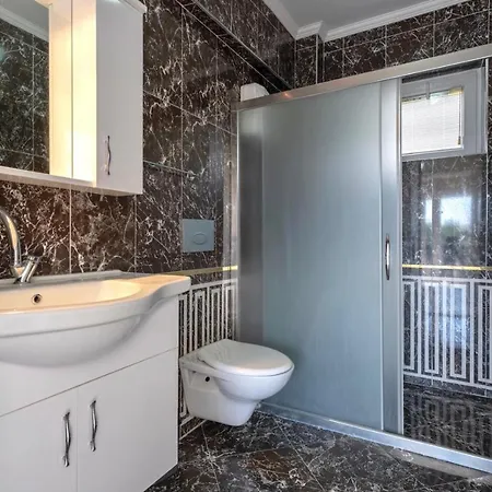 Fethiye'De Muestakil Yuezme Havuzlu 3 Yatak Odali Villa Ali Bey