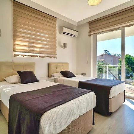 Fethiye'De Muestakil Yuezme Havuzlu 3 Yatak Odali Villa Ali Bey Vilă