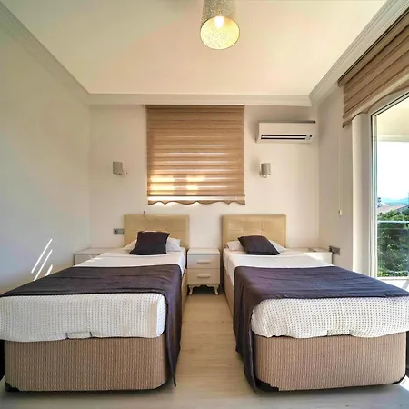 Fethiye'De Muestakil Yuezme Havuzlu 3 Yatak Odali Villa Ali Bey Vilă *